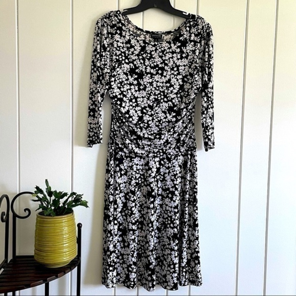 $10 SALE Vintage Floral Dress 3/4 Sleeves EN FOCUS Black White Midi Stretch